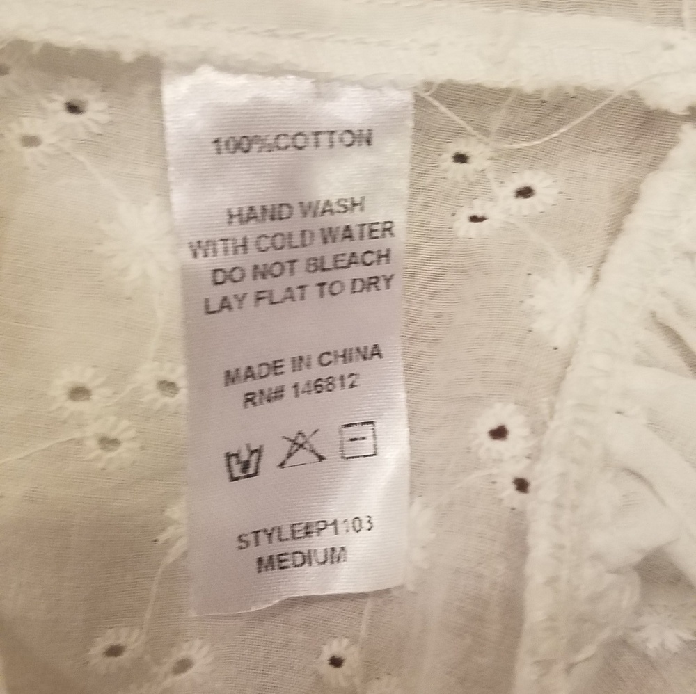 Caution To The Wind White Lace Halter Top Medium - Picture 6 of 6